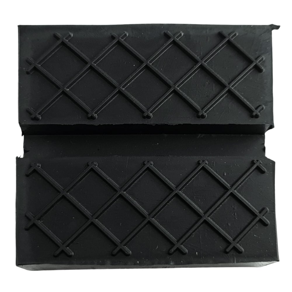 Gummiauflage für Wagenheber, eckig mit Profil und Nut, 65 x 65 x 25 mm