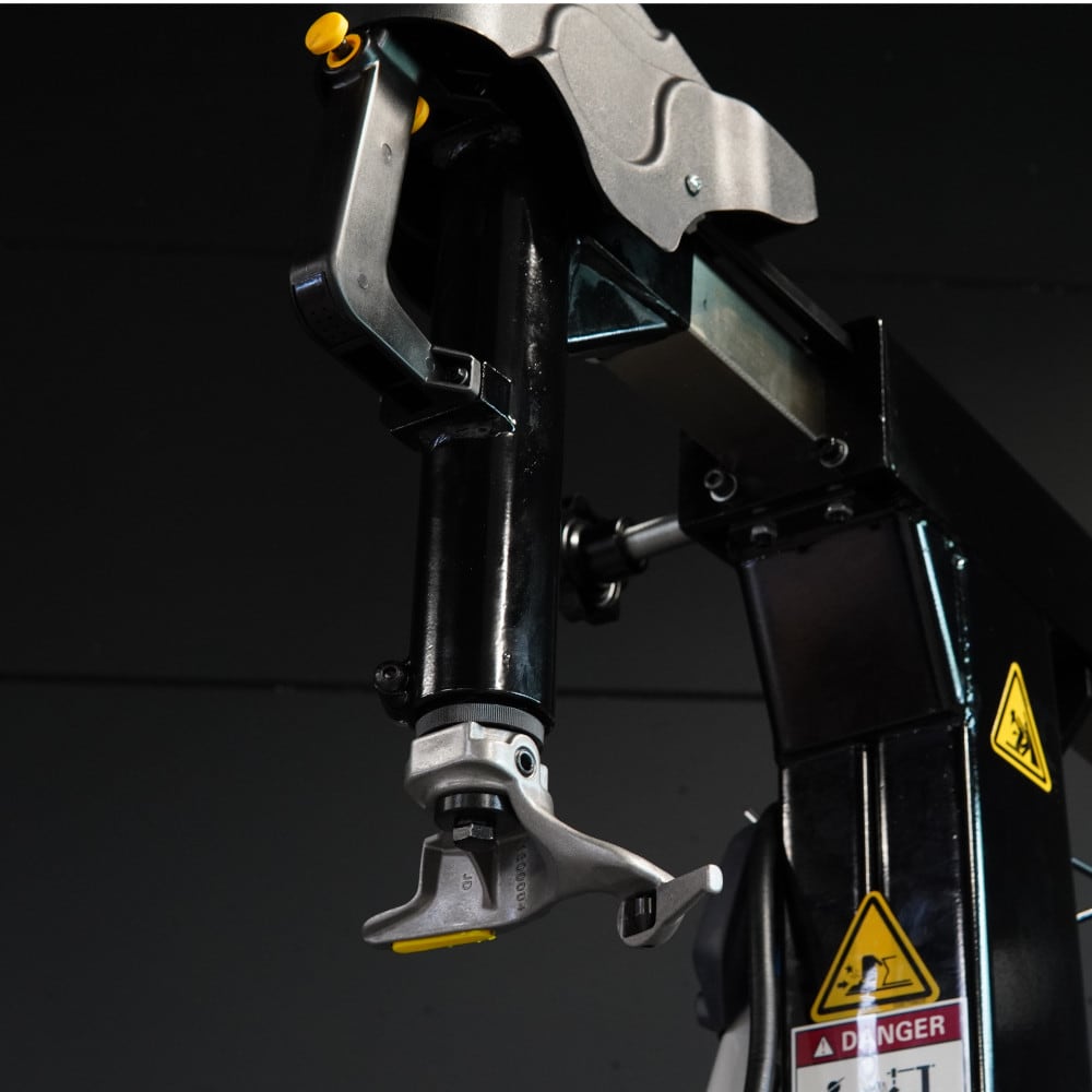TRUSTERS MOVE2400 + IRONARM390 | Felgen von 11" - 26"