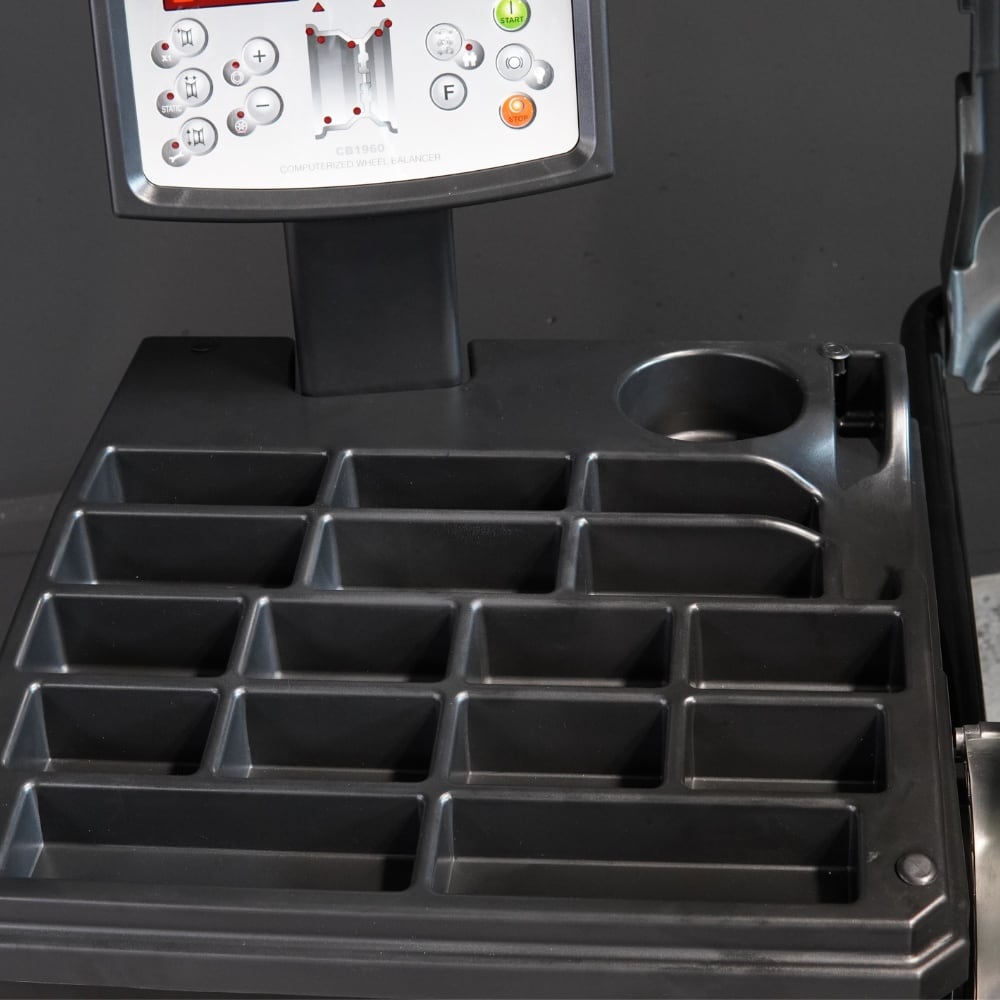 TRUSTERS LIBRA2700 - Auswuchtmaschine 10'' bis 28"