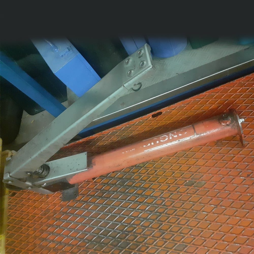 Dichtsatz für Pumpe (rot, rund) an GRAZIA SM 4-5 Hebebühne