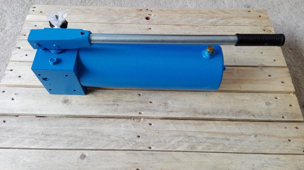 Hydraulik Handpumpe für Presse OMCN Art.158, 400bar, doppelstufig